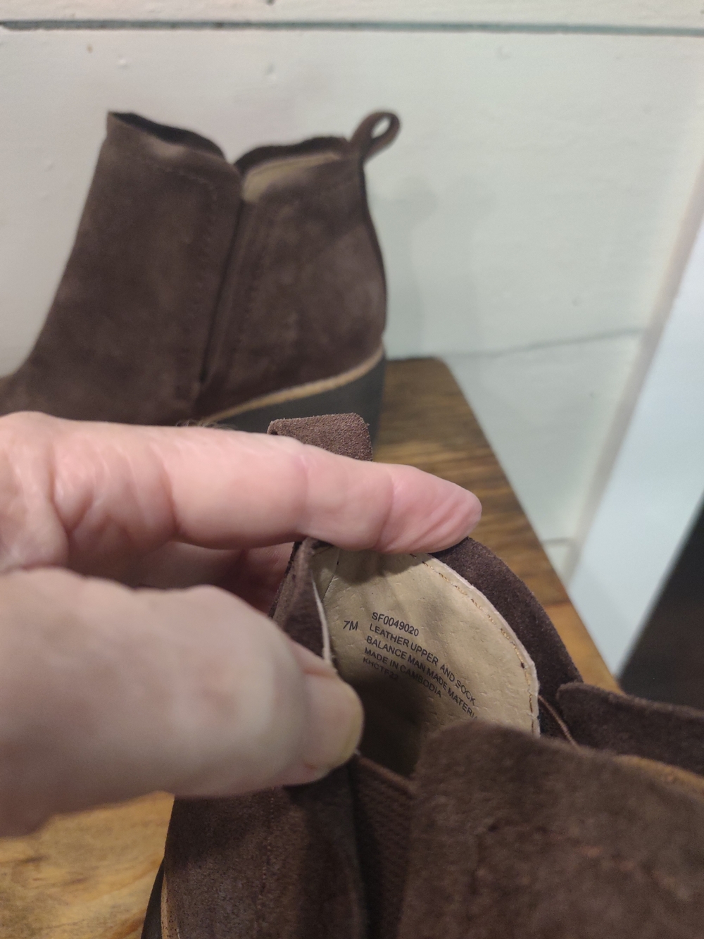 Sofft Emeree Taupe Suede Wedge Ankle Booties 7M - Picture 5 of 6